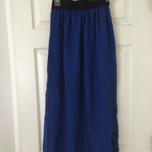 Blue chiffon maxi skirt with elastic waist